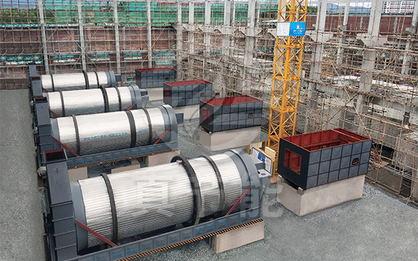 化工污泥烘干設(shè)備案例現(xiàn)場(chǎng) 化工污泥烘干設(shè)備案例現(xiàn)場(chǎng)