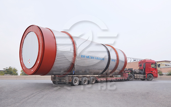 低溫污泥烘干設(shè)備運(yùn)輸現(xiàn)場 低溫污泥烘干設(shè)備運(yùn)輸現(xiàn)場